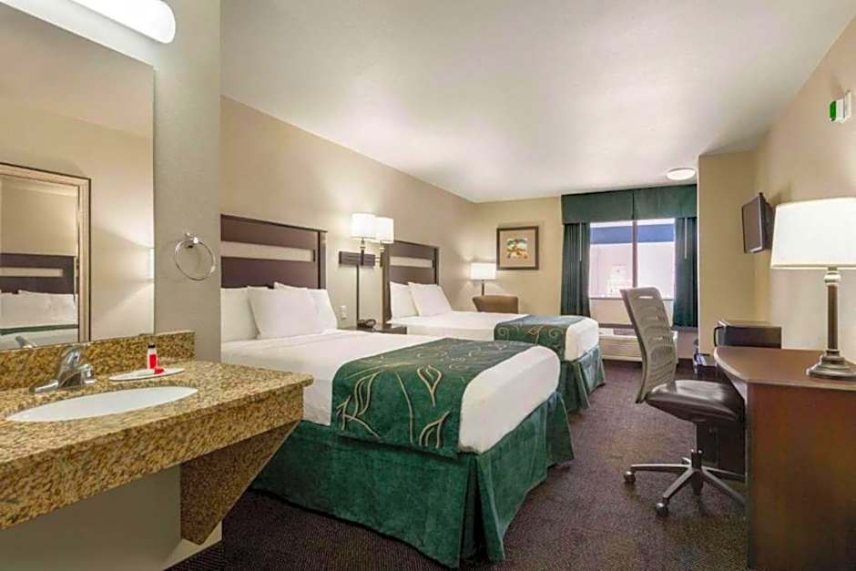 Travelodge by Wyndham Santa Teresa