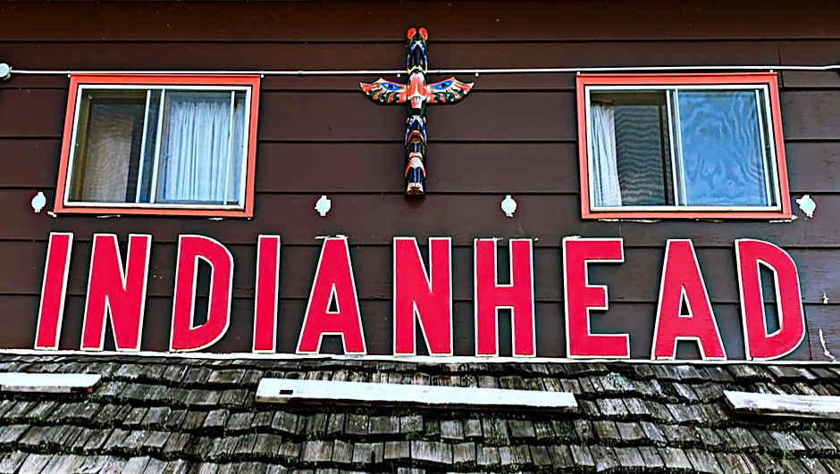Indianhead Ironwood Hotel