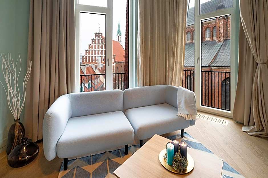 Redstone Apartments & Boutique Suites