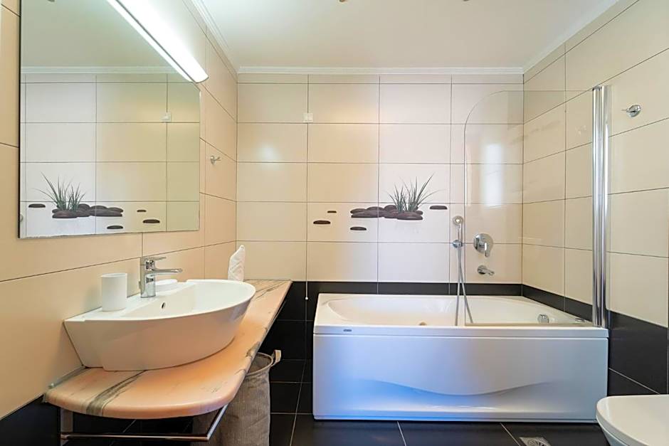 Niriides Luxury Villas