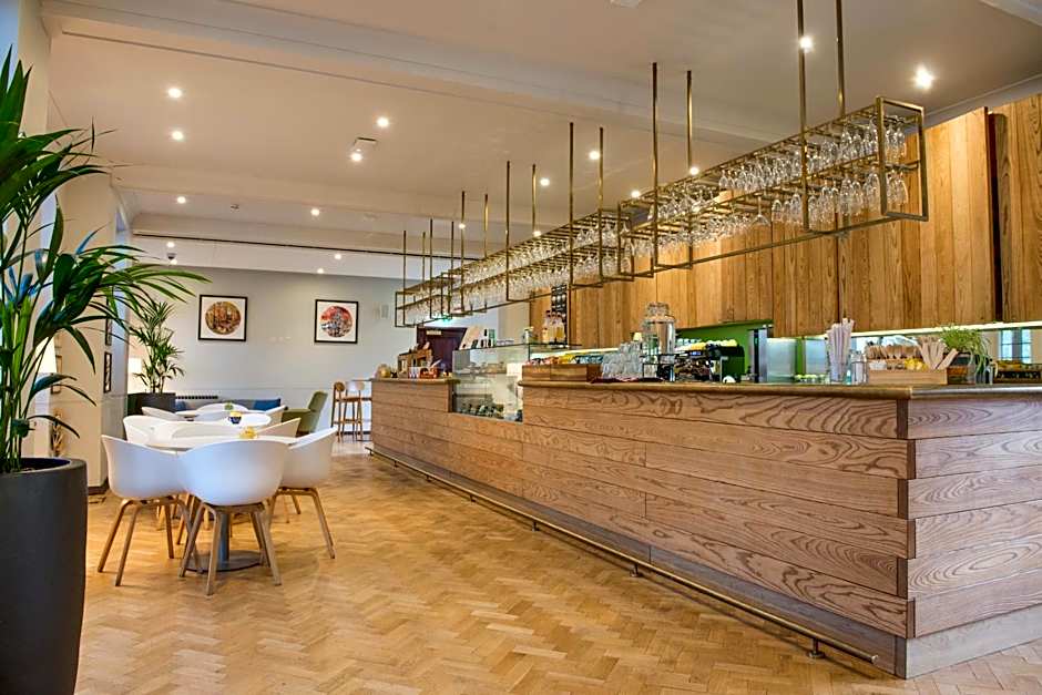 West Court- Jesus College