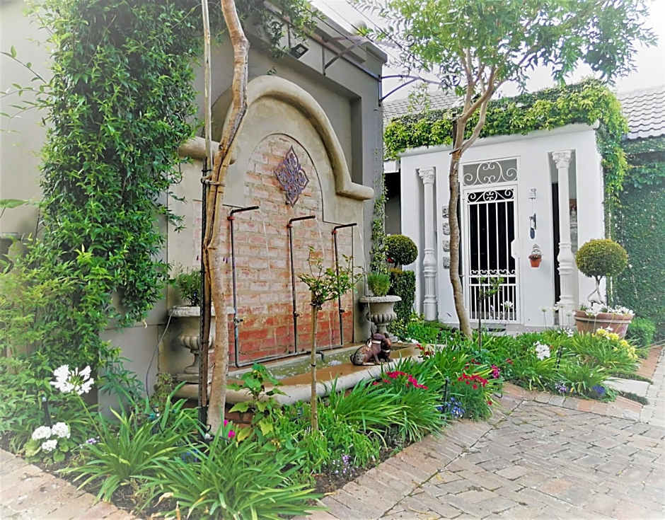 At 98 on Lynburn Guest House