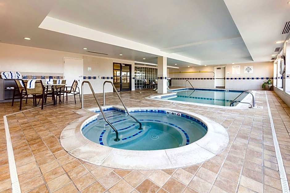 Holiday Inn Manchester Airport By IHG