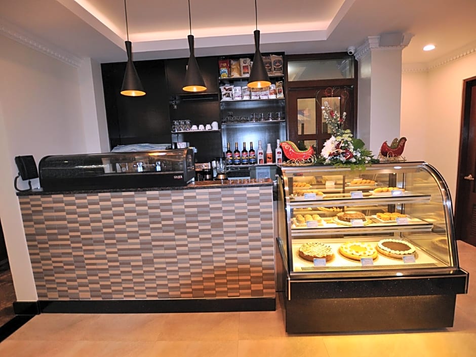 West Loch Park Hotel Vigan