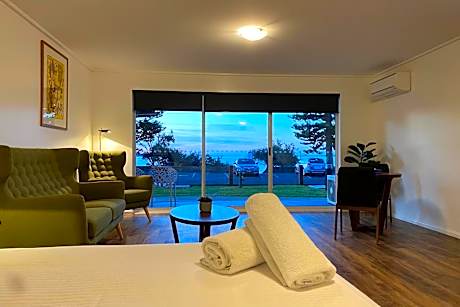 Bay View Suite