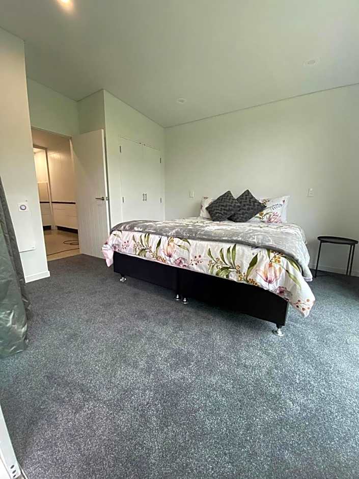 The Lakes - Kai Iwi Lakes Exclusive Retreat