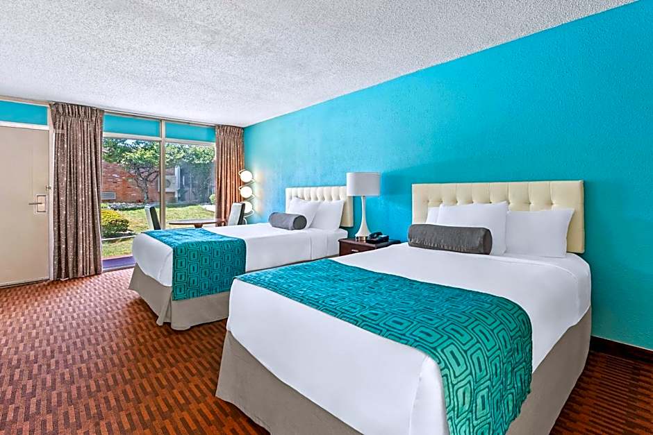 Howard Johnson by Wyndham Albany