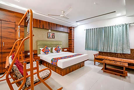 FabHotel Ratna Palace -  Stadium Cross Rd, nr. Sabarmati, Motera