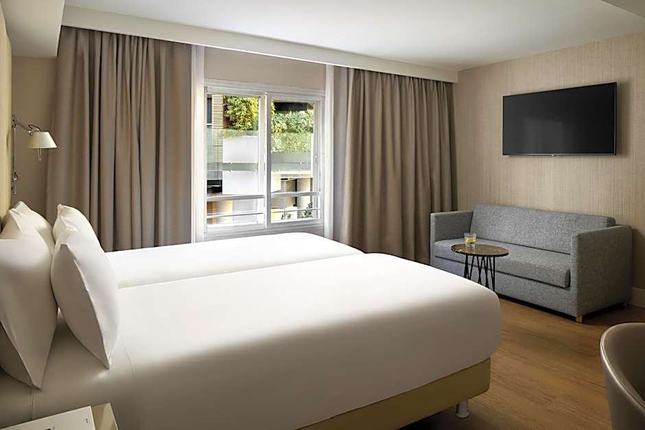 NH Paseo De La Habana