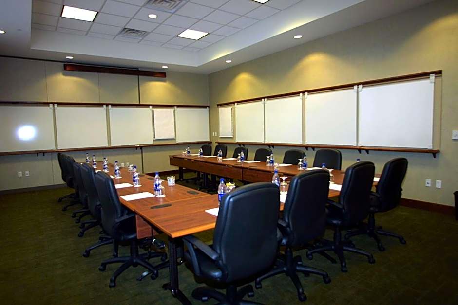 DoubleTree By Hilton Omaha Downtown