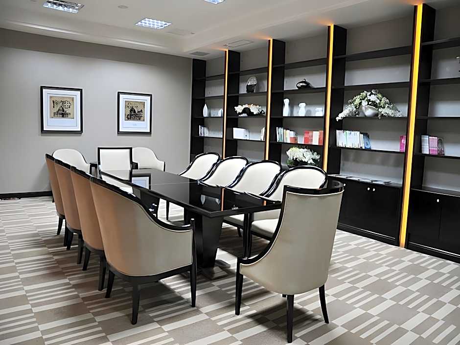 Country Garden Phoenix Hotel Yunfu