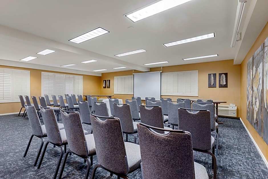 Best Western Plus Novato Oaks Inn