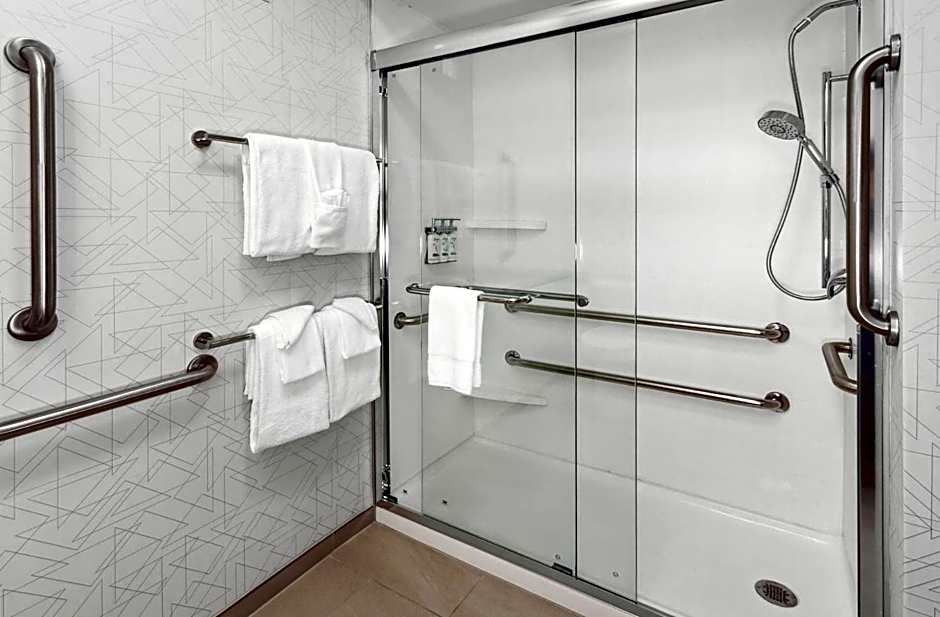 Holiday Inn Express Fremont By IHG