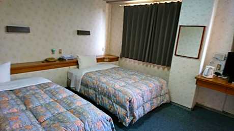 Twin Room - Smoking