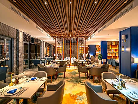 Mövenpick Resort Waverly Phu Quoc