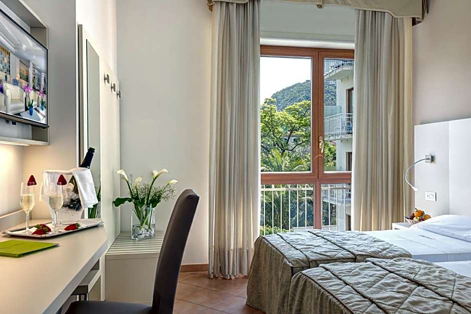 Ilkbal Deluxe Hotel &Spa Istanbul