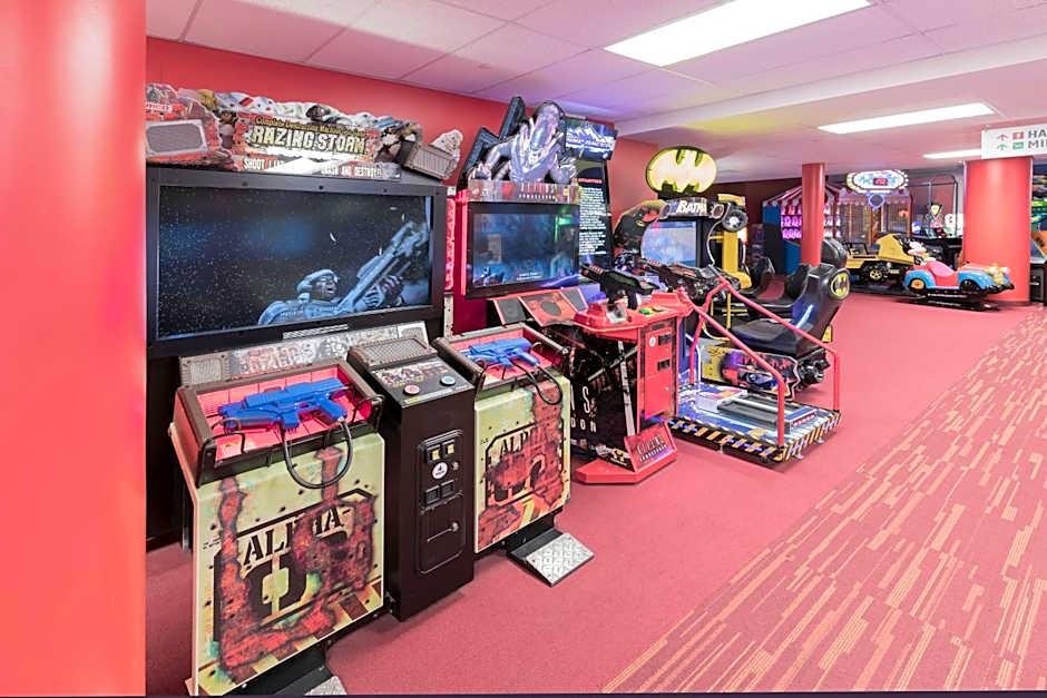 Wyndham Grand Fallsview Hotel