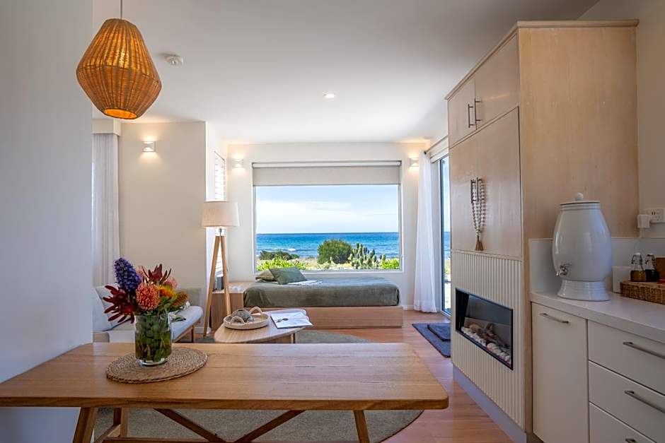 Saltwater - Absolute Oceanfront, Fire Pits, some Villas with Hot Tubs and Sauna