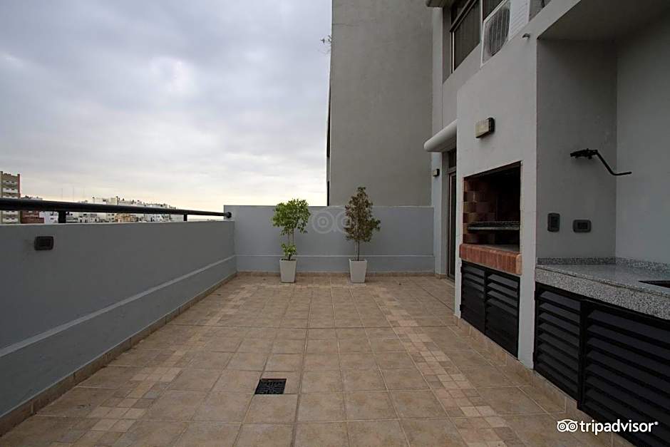 Recoleta Uriburu by Ayres