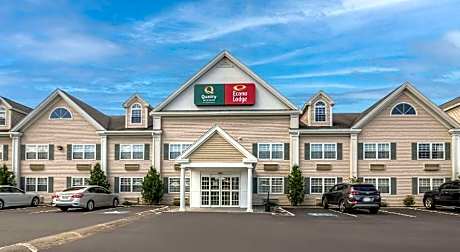 Econo Lodge Auburn I-95