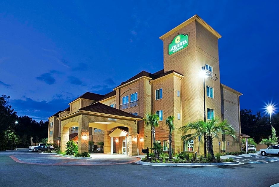 La Quinta Inn & Suites by Wyndham Hinesville - Fort Stewart