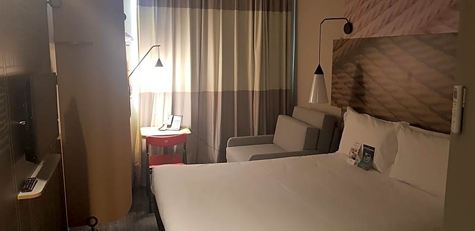 IBIS Carlos Barbosa