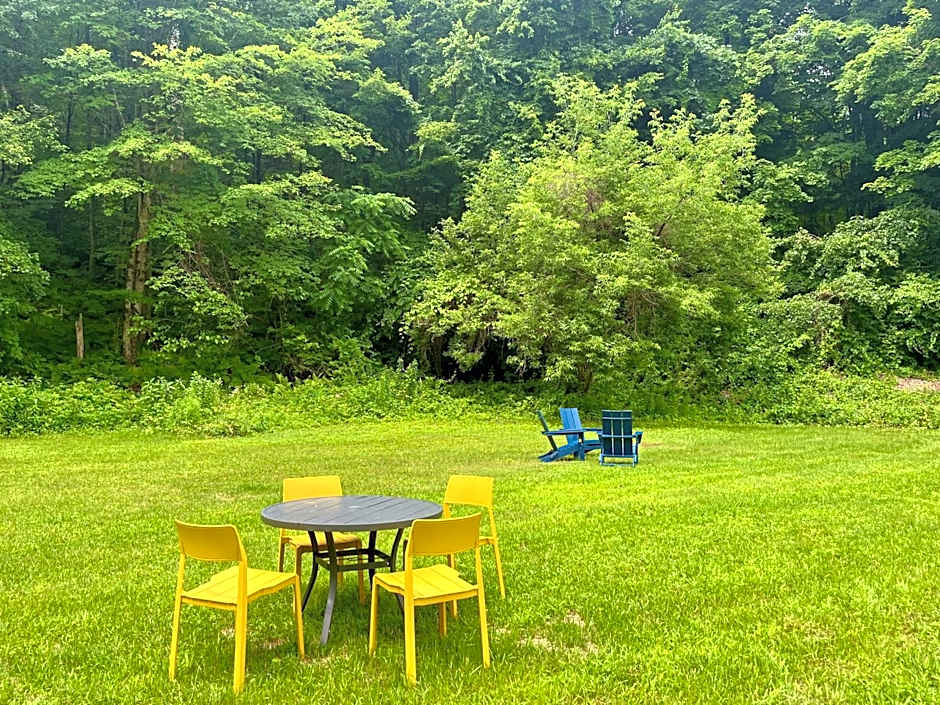East Rock Inn