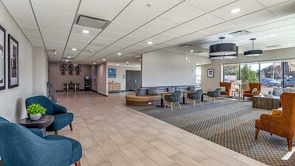 Staybridge Suites Dallas Market Ctr Love Field by IHG