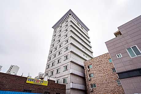 Osan Luxury Tourist Hotel