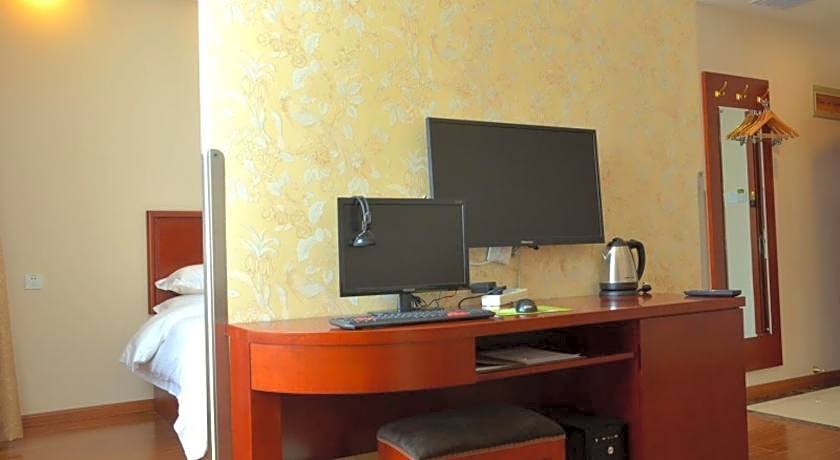 GreenTree Inn Qingdao Jiaozhou Bus Terminal Station Haier Avenue Express Hotel