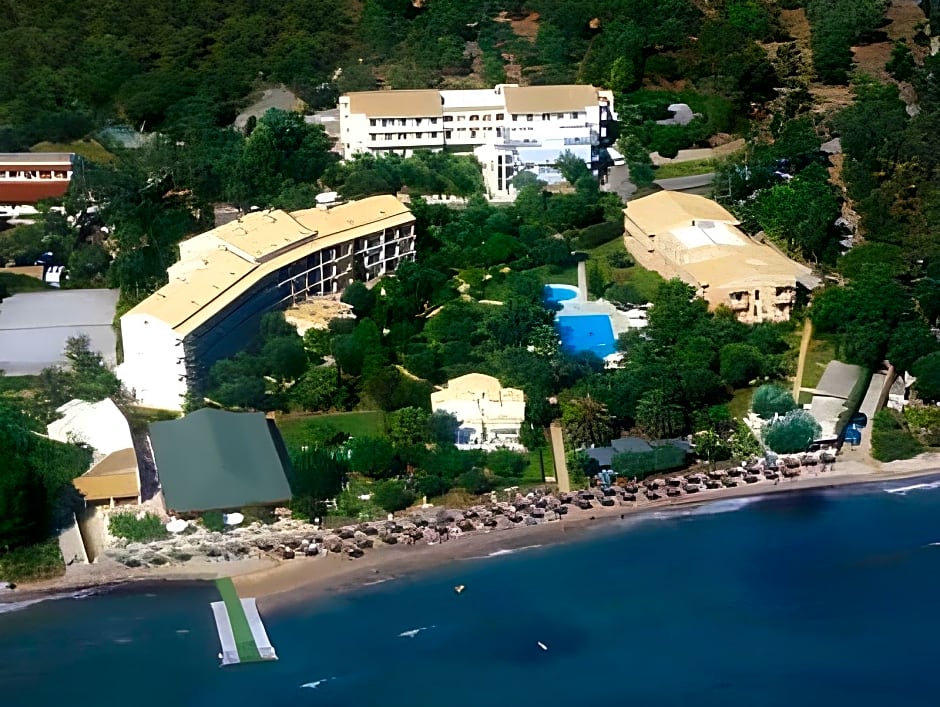 Delfinia Hotel