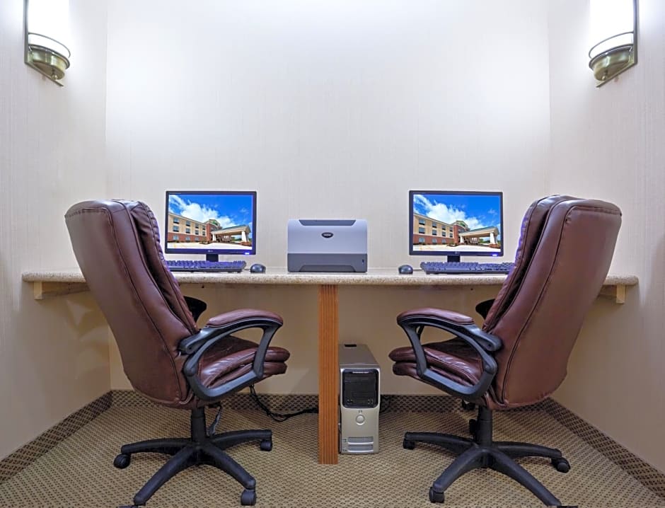 Holiday Inn Express Hotel & Suites Tipp City By IHG