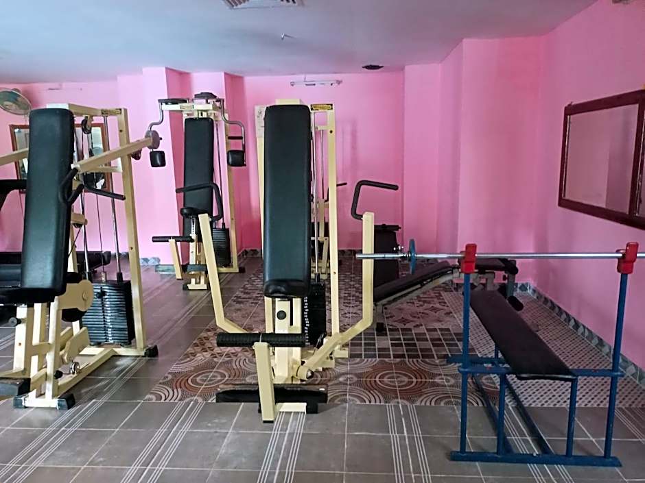 Ramee Guestline Hotel