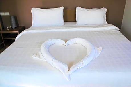 Plus Hotel