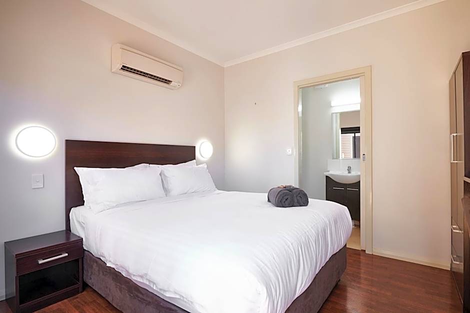 Mia Mia House in the Desert