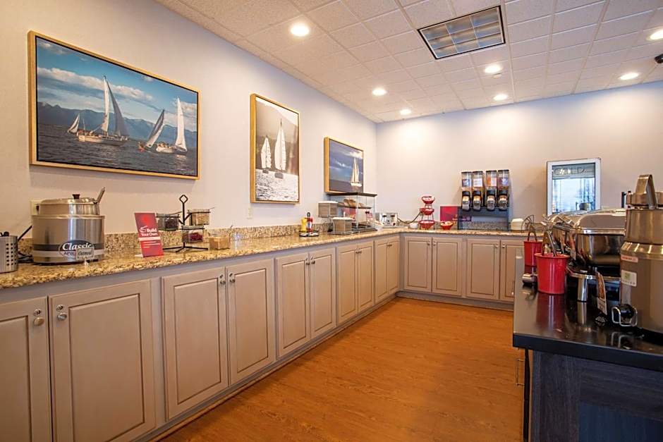 Best Western Plus Flathead Lake Inn & Suites