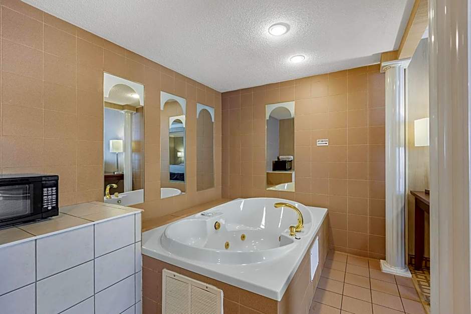 Quality Inn & Conference Centre