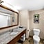 Comfort Inn & Suites Heath