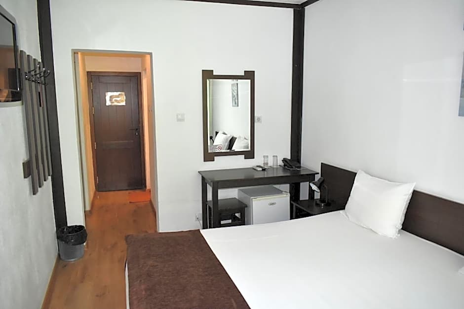 Hotel Melnik Хотел Мелник