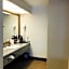 Stanford Inn And Suites Anaheim