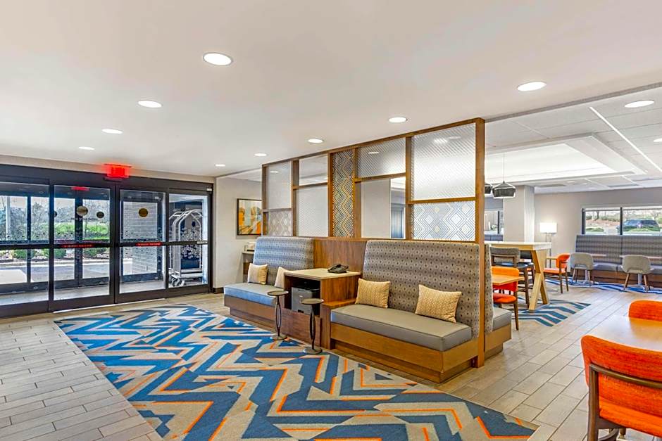 Hampton Inn By Hilton Mebane