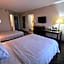 Copley Inn & Suites By OYO Akron OH