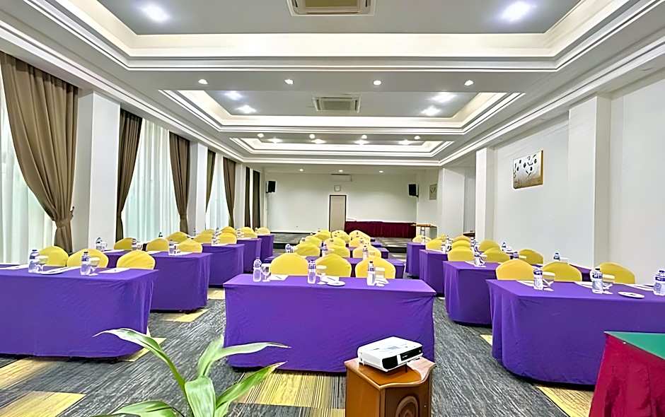 Daima Hotel Padang