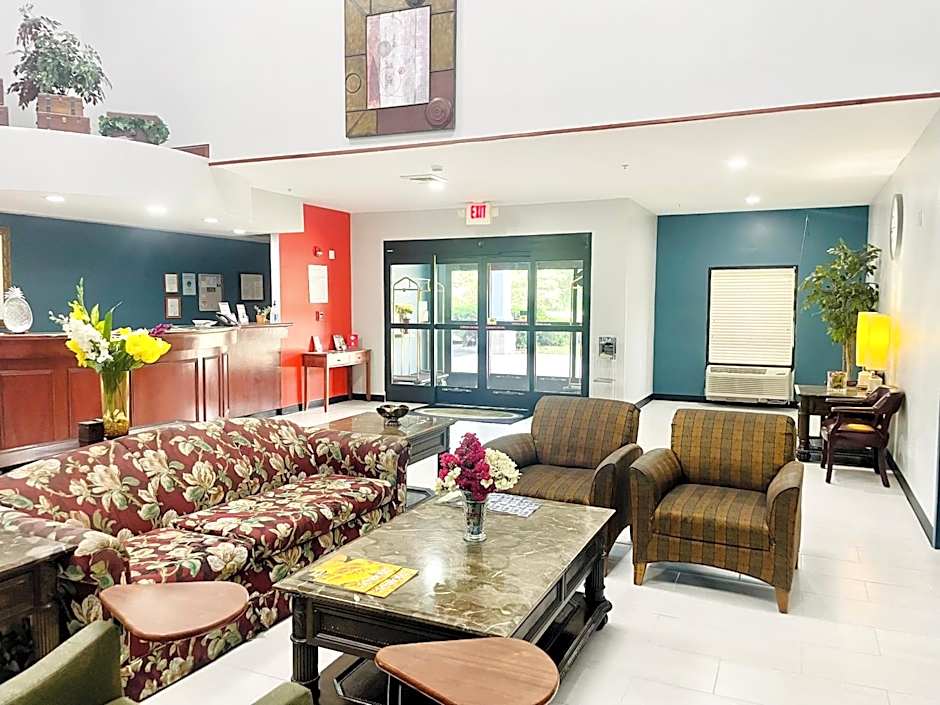 Grand Vista Hotel & Suites