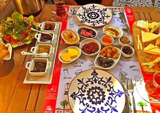 Grand Niki Hotel & Spa