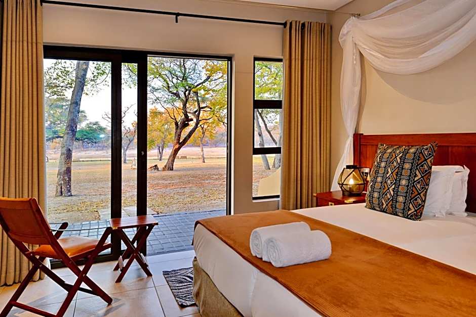 Hwange Safari Lodge