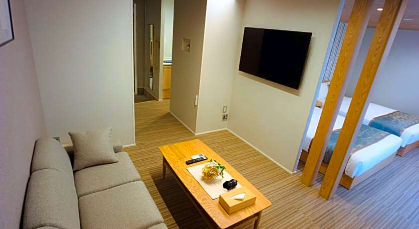 GRAND BASE Hakata Sumiyoshi
