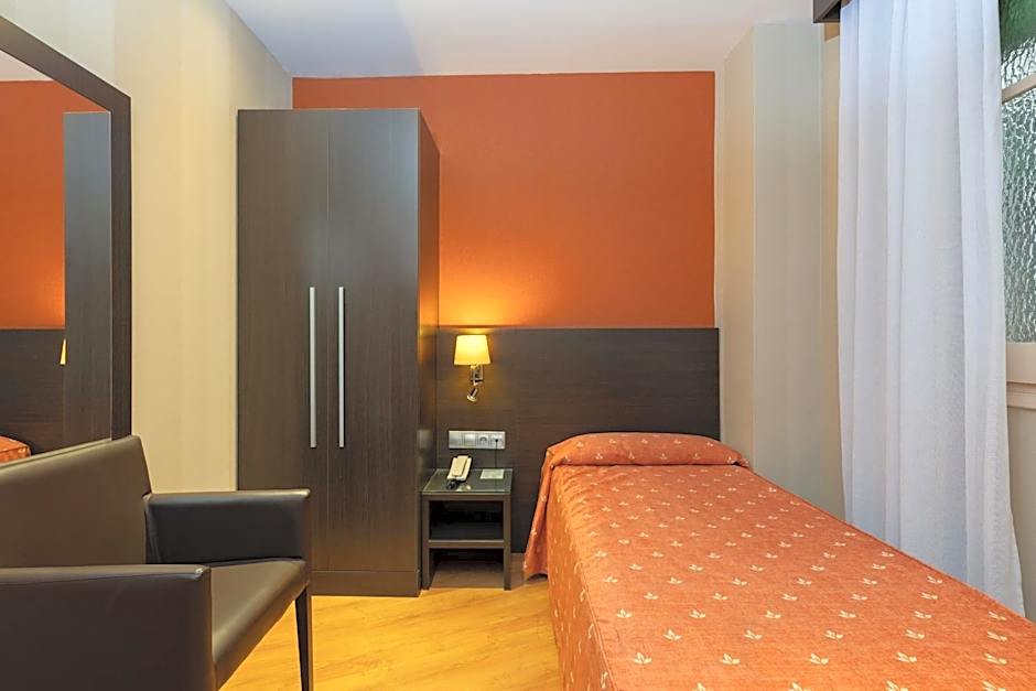 Photo 1 of 12 of Single Room