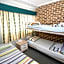 Acacia Snowy Motel