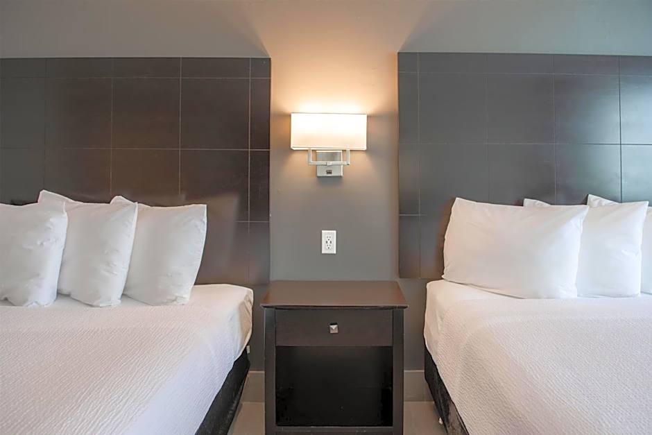 Coast Nisku Inn & Conference Centre